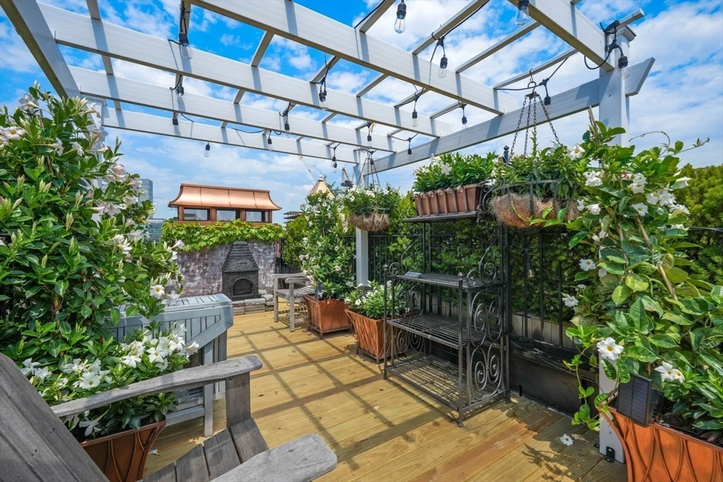 1 bed, 2 bath apartment for rent at 49 Grove St Unit PH, Beacon Hill — photo 18 of 23