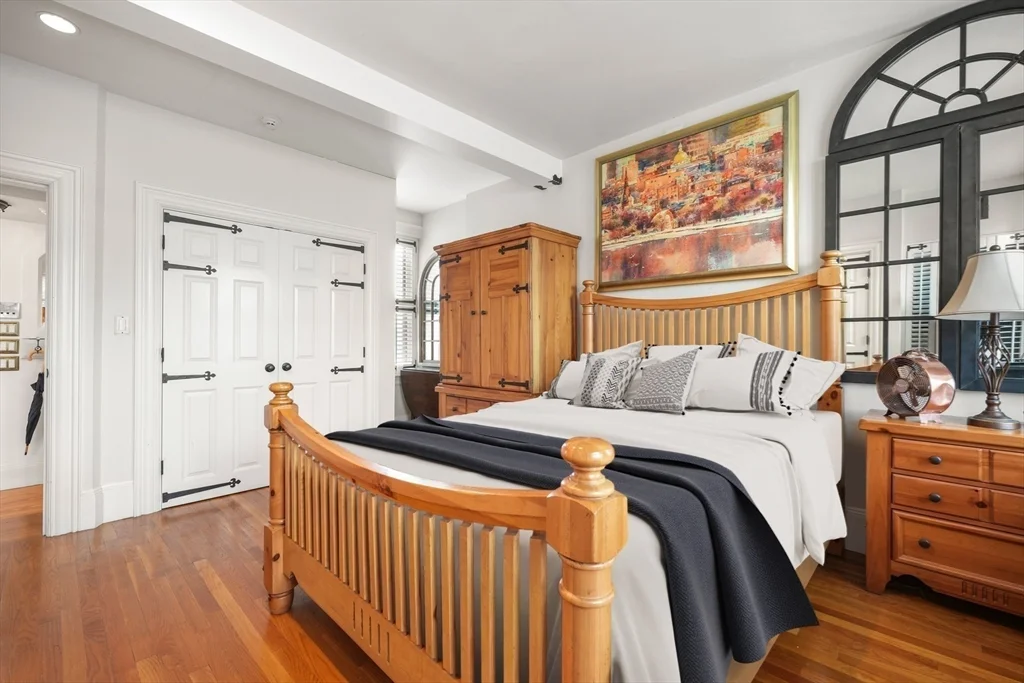 1 bed, 2 bath apartment for rent at 49 Grove St Unit PH, Beacon Hill — photo 11 of 23
