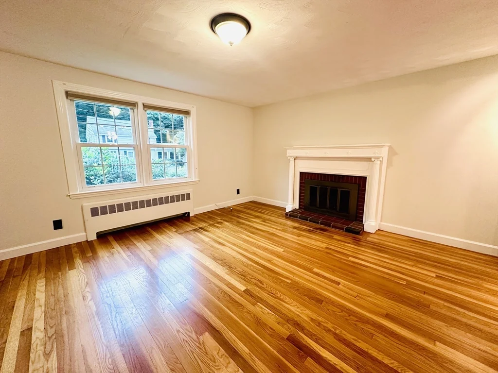3 bed, 3 bath apartment for rent at 49 Hackensack Rd, Brookline — photo 5 of 27