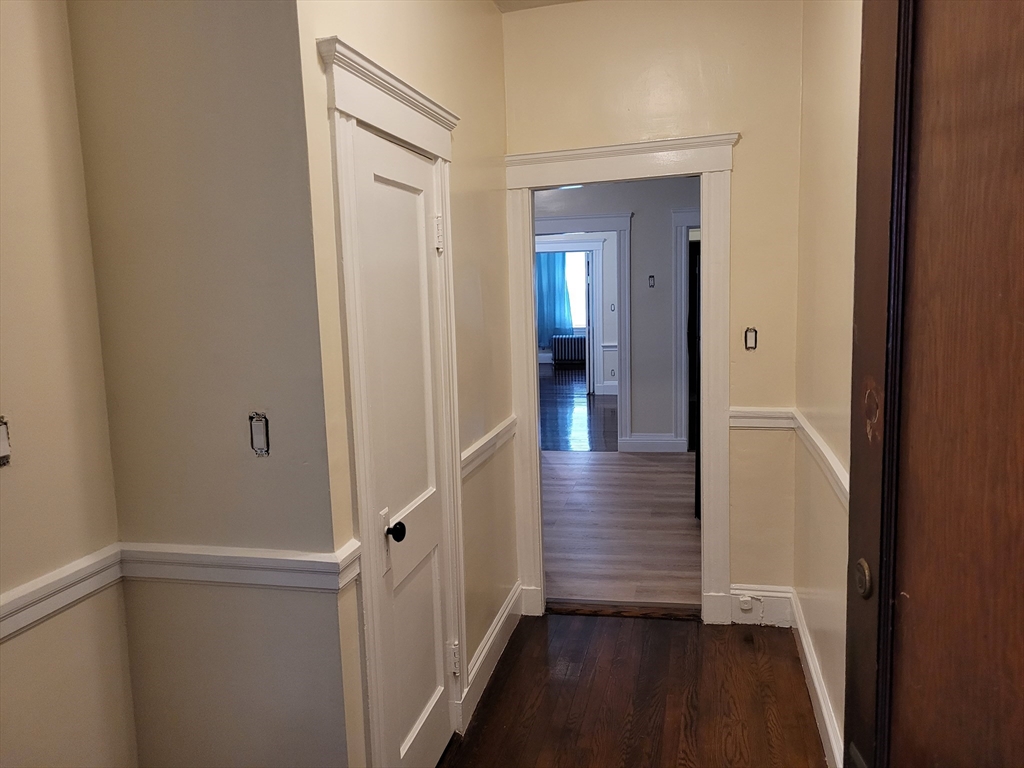 2 bed, 1 bath apartment for rent at 49 Hancock St Unit 2, Chelsea — photo 2 of 13