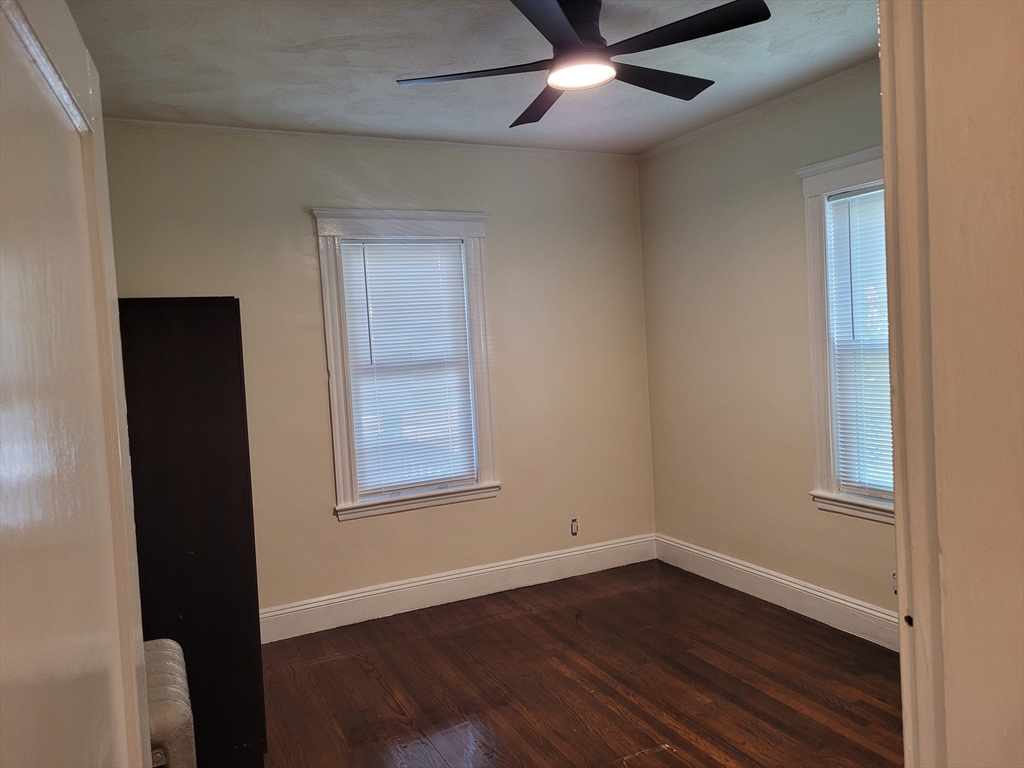 2 bed, 1 bath apartment for rent at 49 Hancock St Unit 2, Chelsea — photo 3 of 13