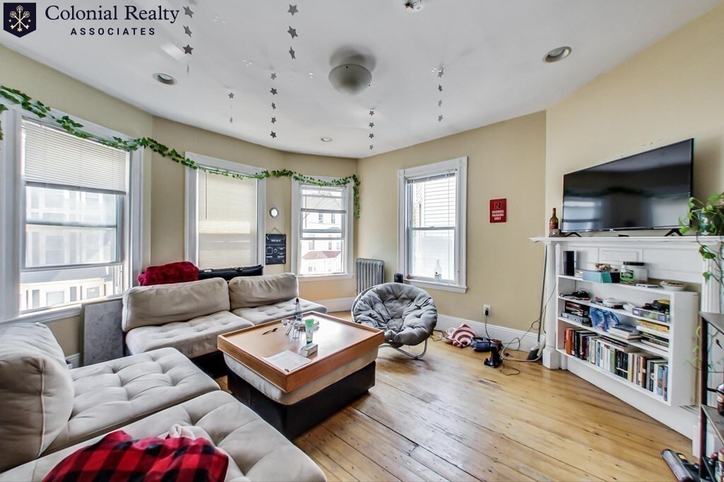 5 bed, 2 bath apartment for rent at 49 Hillside St Unit 47-2, Mission Hill — photo 16 of 36