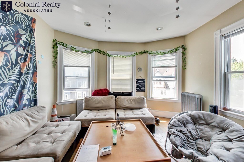 5 bed, 2 bath apartment for rent at 49 Hillside St Unit 47-2, Mission Hill — photo 17 of 36