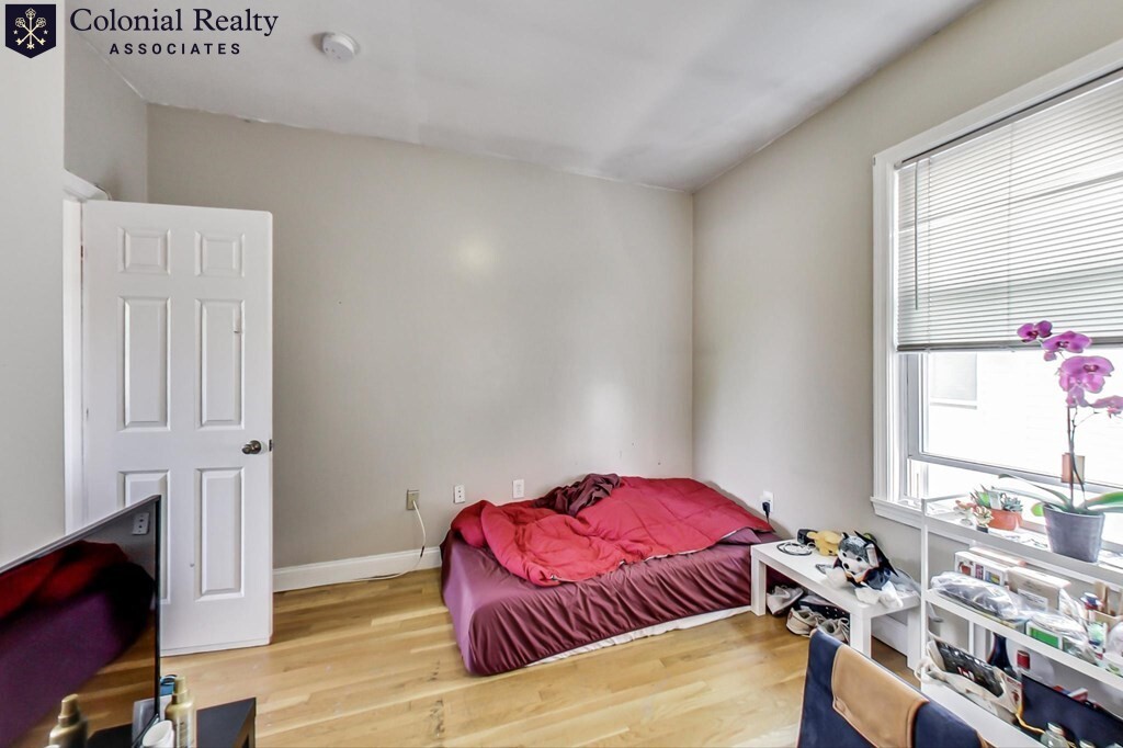 5 bed, 2 bath apartment for rent at 49 Hillside St Unit 47-2, Mission Hill — photo 22 of 36
