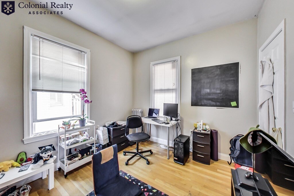 4 bed, 1 bath apartment for rent at 49 Hillside St Unit 47-3, Mission Hill — photo 20 of 36