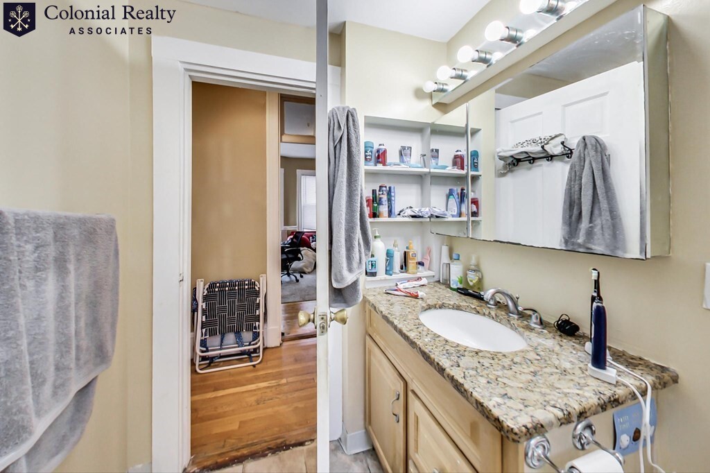 4 bed, 1 bath apartment for rent at 49 Hillside St Unit 47-3, Mission Hill — photo 13 of 36