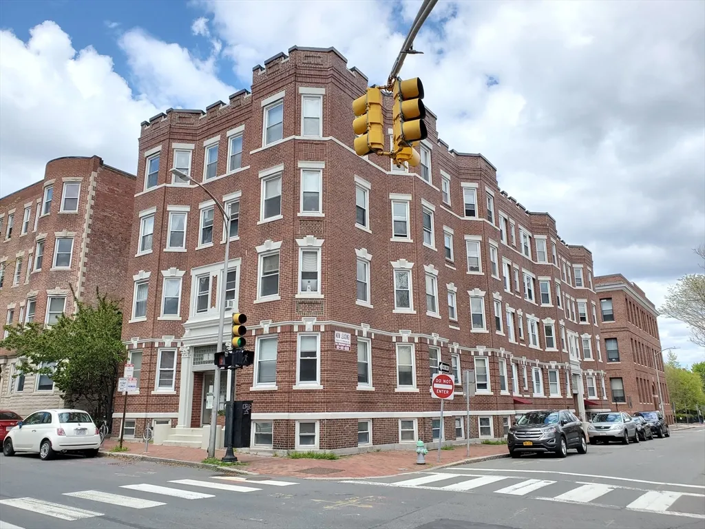 2 bed, 1 bath apartment for rent at 49 Inman St Unit 49-B, Mid Cambridge — photo 14 of 14