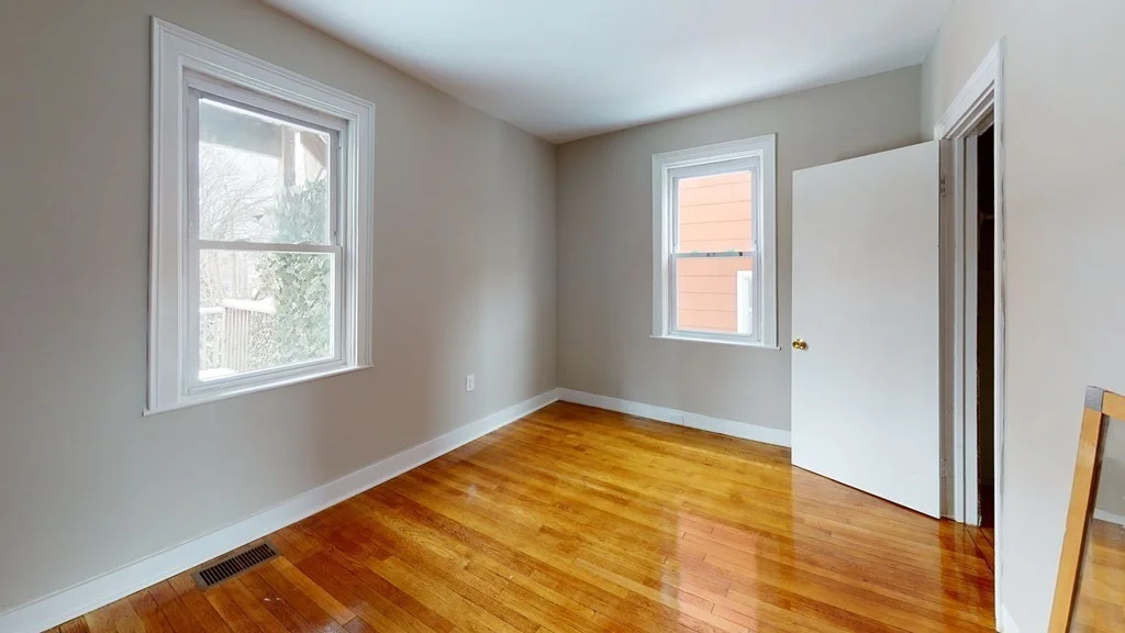 3 bed, 1 bath apartment for rent at 49 Jamaica St Unit 1, Jamaica Plain — photo 4 of 10
