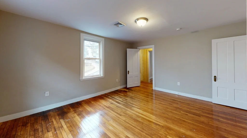 3 bed, 2 bath apartment for rent at 49 Jamaica St Unit 2, Jamaica Plain — photo 6 of 7
