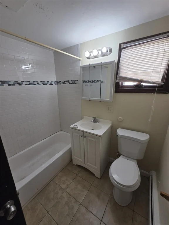 3 bed, 1 bath apartment for rent at 49 Judson Unit 3, Roxbury — photo 14 of 16