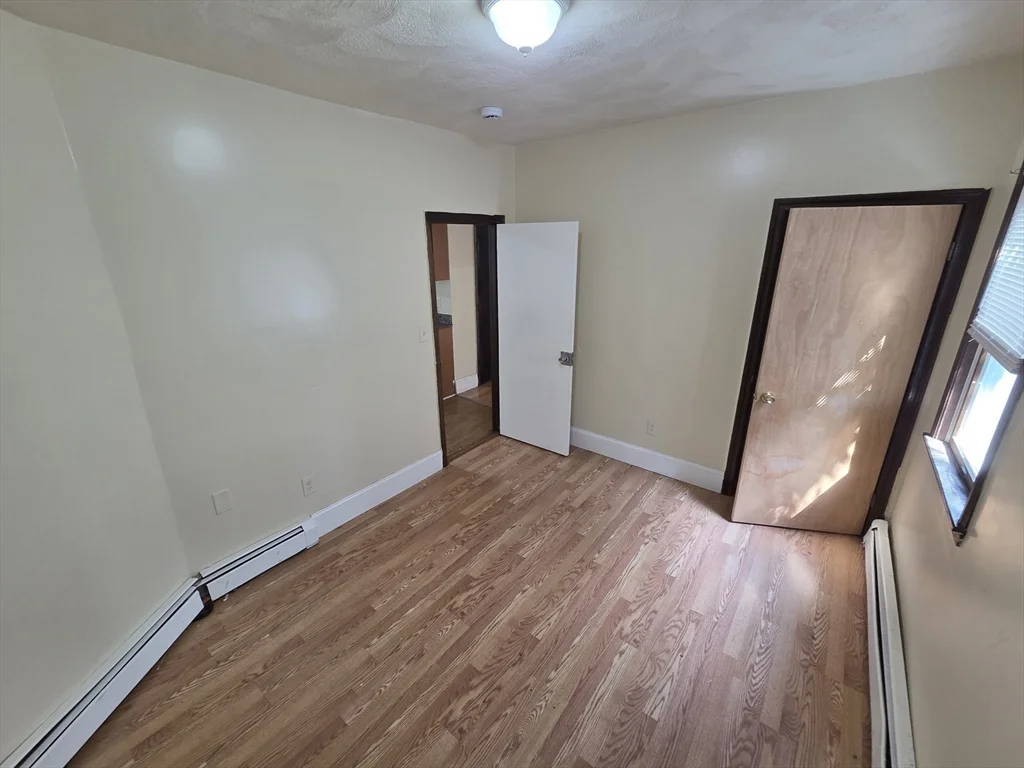 3 bed, 1 bath apartment for rent at 49 Judson Unit 3, Roxbury — photo 10 of 16