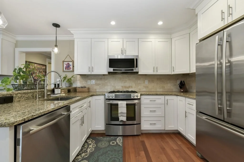 2 bed, 2 bath apartment for rent at 49 L St Unit 5, Boston — photo 3 of 22