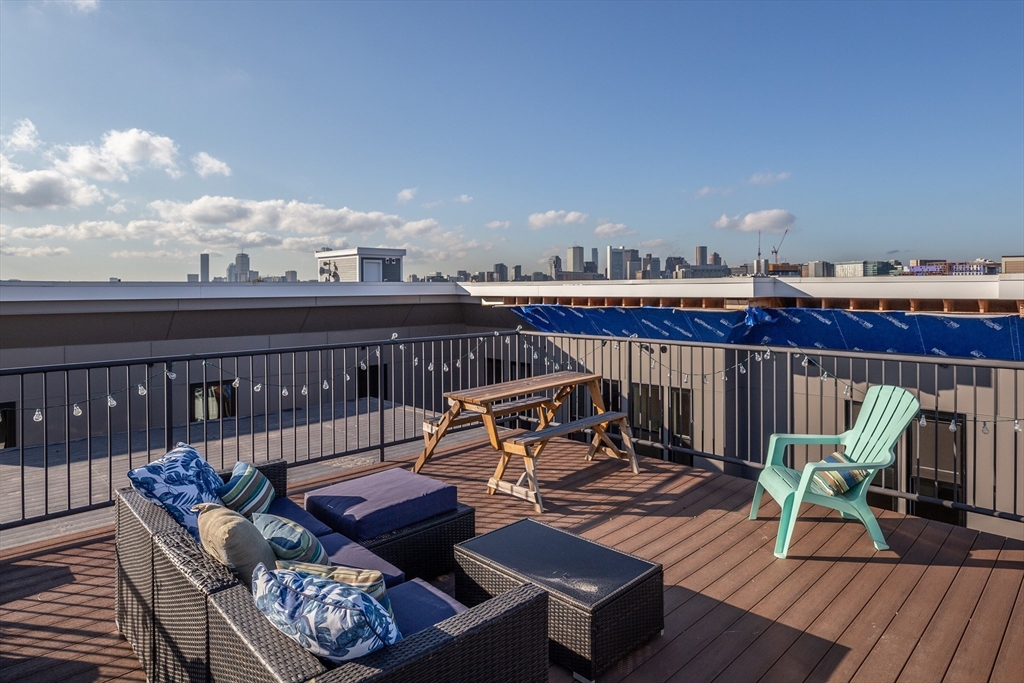 2 bed, 2 bath apartment for rent at 49 L St Unit 8, South Boston — photo 8 of 17