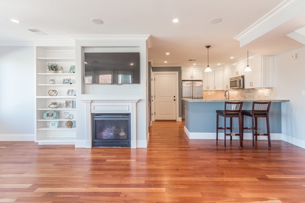 2 bed, 2 bath apartment for rent at 49 L St Unit 8, South Boston — photo 3 of 17