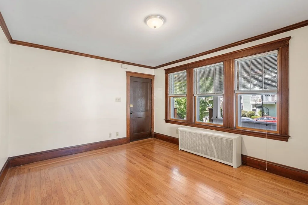 2 bed, 1 bath apartment for rent at 49 Lawn St Unit 1, Strawberry Hill — photo 2 of 24