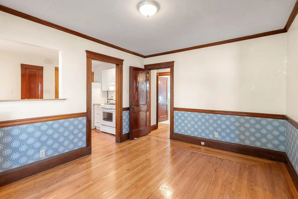 2 bed, 1 bath apartment for rent at 49 Lawn St Unit 1, Strawberry Hill — photo 5 of 24