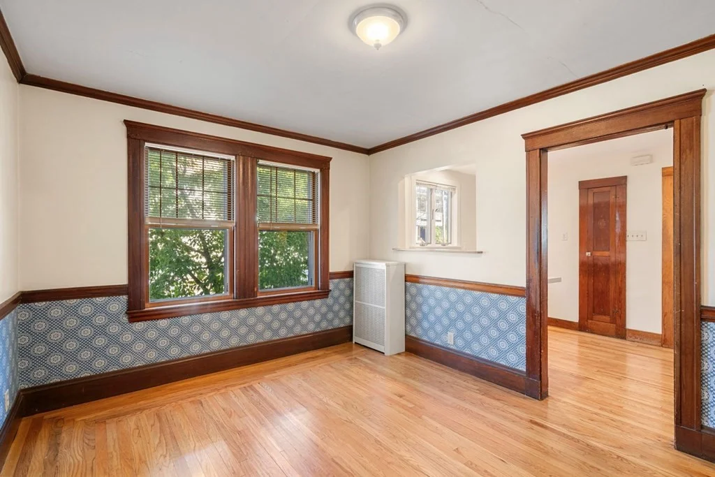 2 bed, 1 bath apartment for rent at 49 Lawn St Unit 1, Strawberry Hill — photo 3 of 24