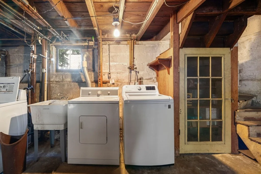 2 bed, 1 bath apartment for rent at 49 Lawn St Unit 1, Strawberry Hill — photo 18 of 24