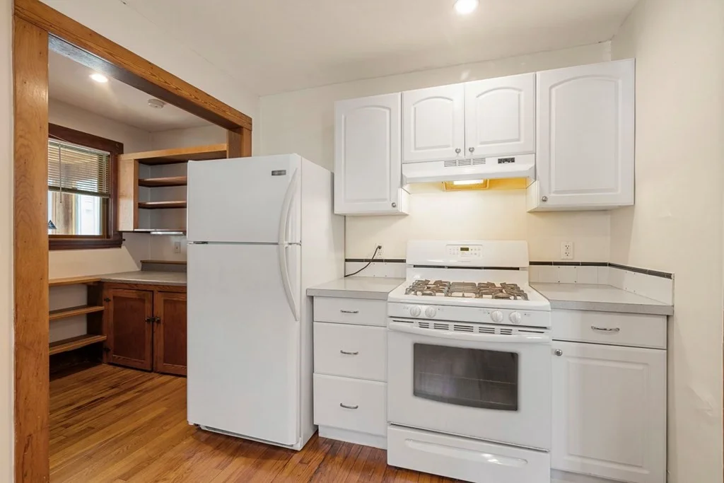 2 bed, 1 bath apartment for rent at 49 Lawn St Unit 1, Strawberry Hill — photo 15 of 24