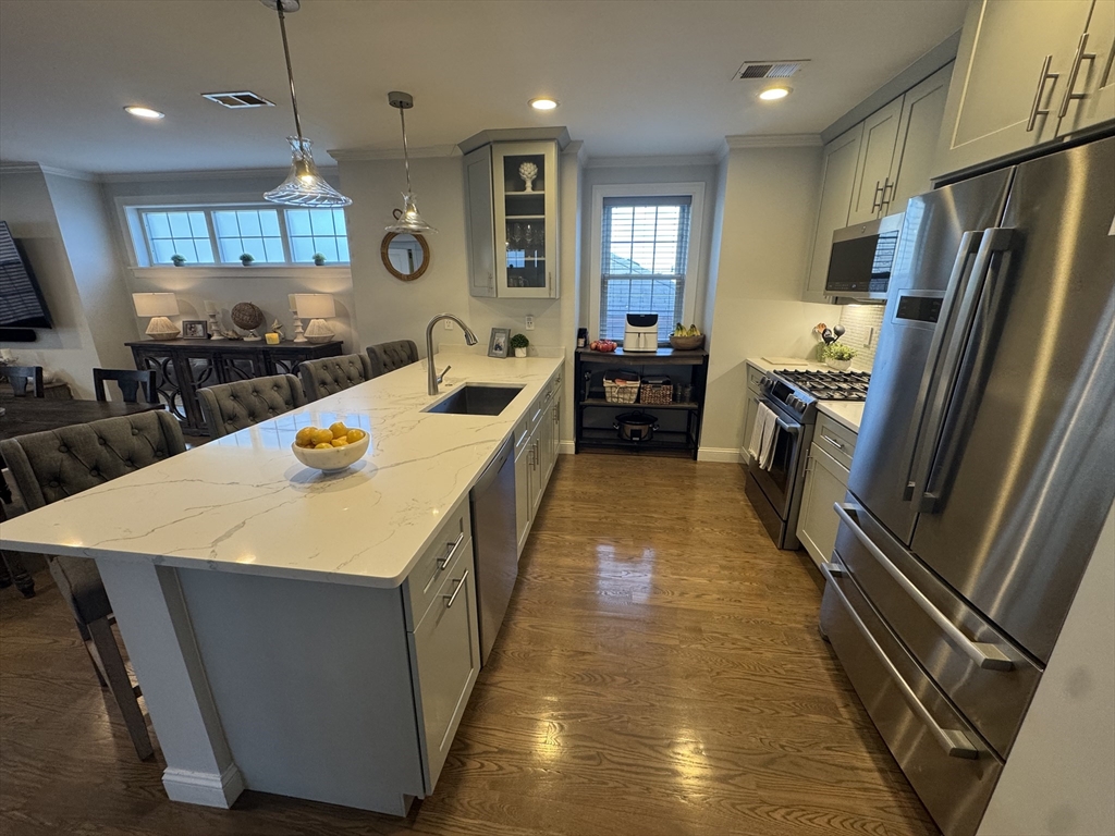 2 bed, 2 bath apartment for rent at 49 Leyden St Unit 5, East Boston — photo 22 of 25