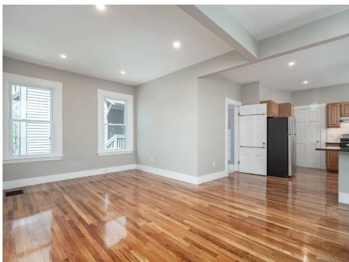 2 bed, 1 bath apartment for rent at 49 Lincoln St Unit C, Wellington-Harrington — photo 4 of 12