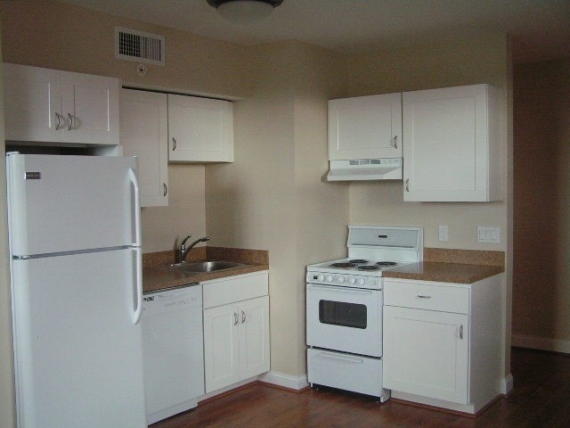 1 bed, 1 bath apartment for rent at 49 Main St Unit 5, Ayer — photo 3 of 13