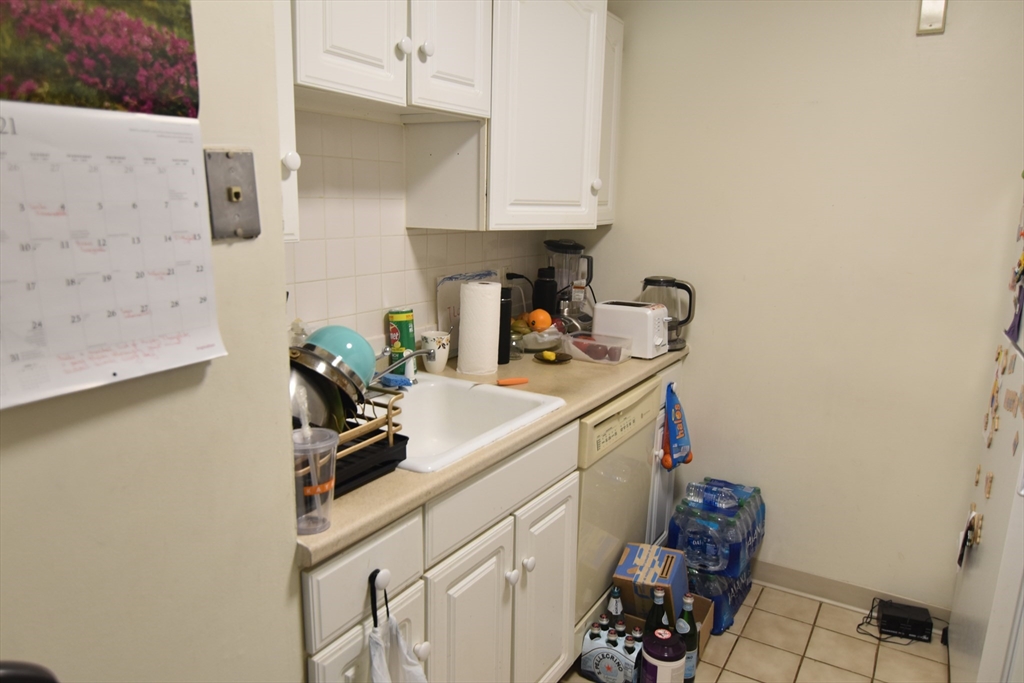 2 bed, 2 bath apartment for rent at 49 Marion St Unit 1A, Coolidge Corner — photo 4 of 14