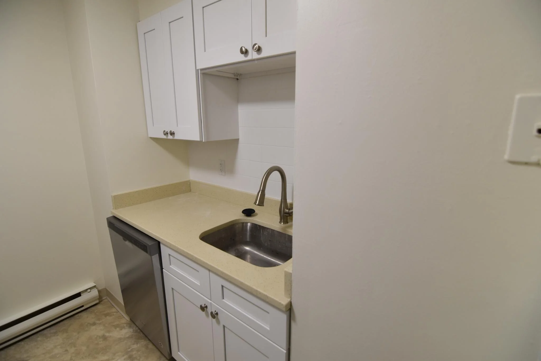 2 bed, 1 bath apartment for rent at 49 Marion St Unit 1B, Coolidge Corner — photo 3 of 11