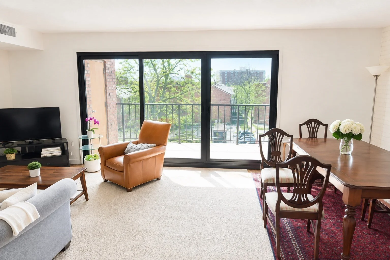 2 bed, 1 bath apartment for rent at 49 Marion St Unit 4C, Coolidge Corner