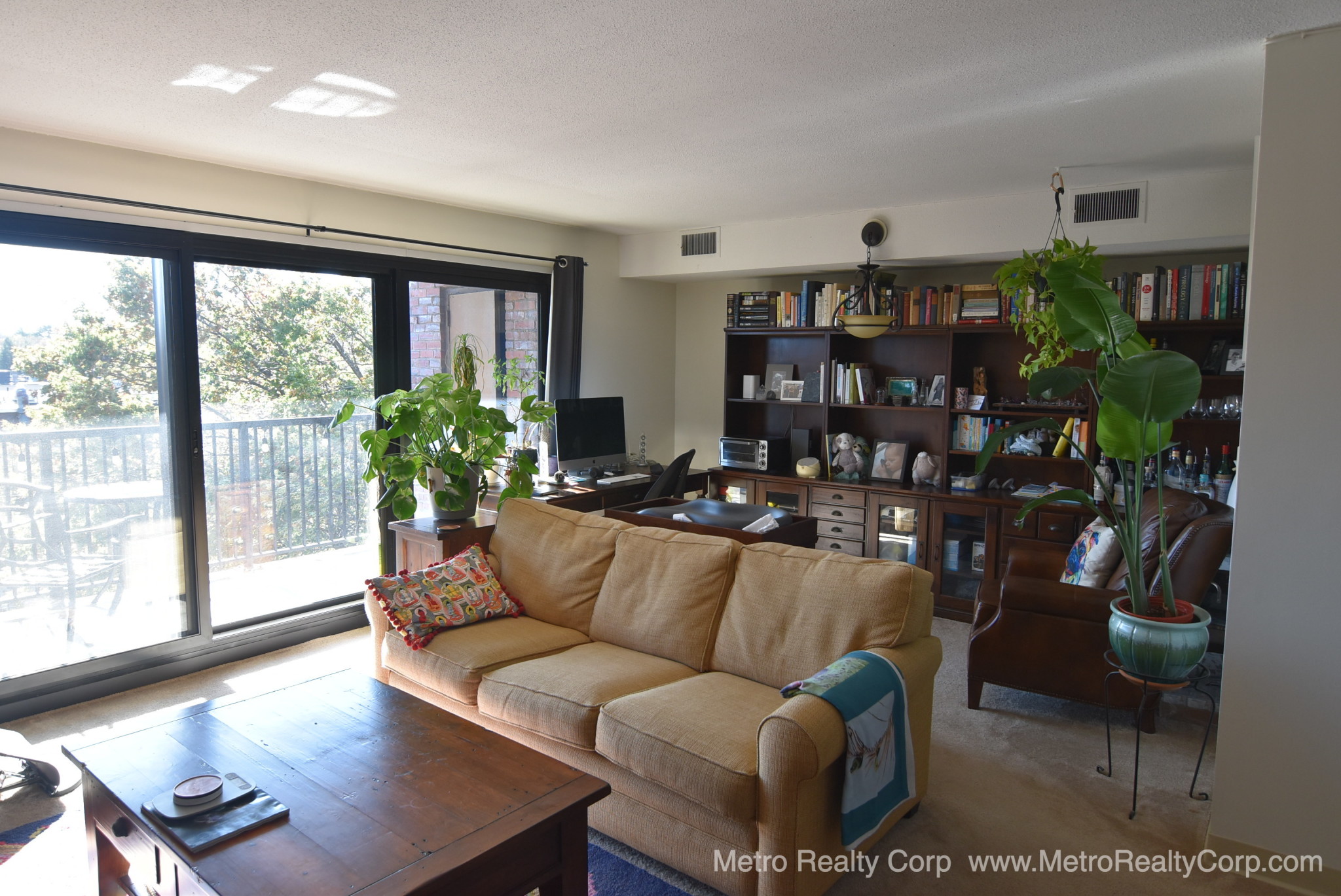 1 bed, 1 bath apartment for rent at 49 Marion St Unit 6D, Coolidge Corner — photo 1 of 11