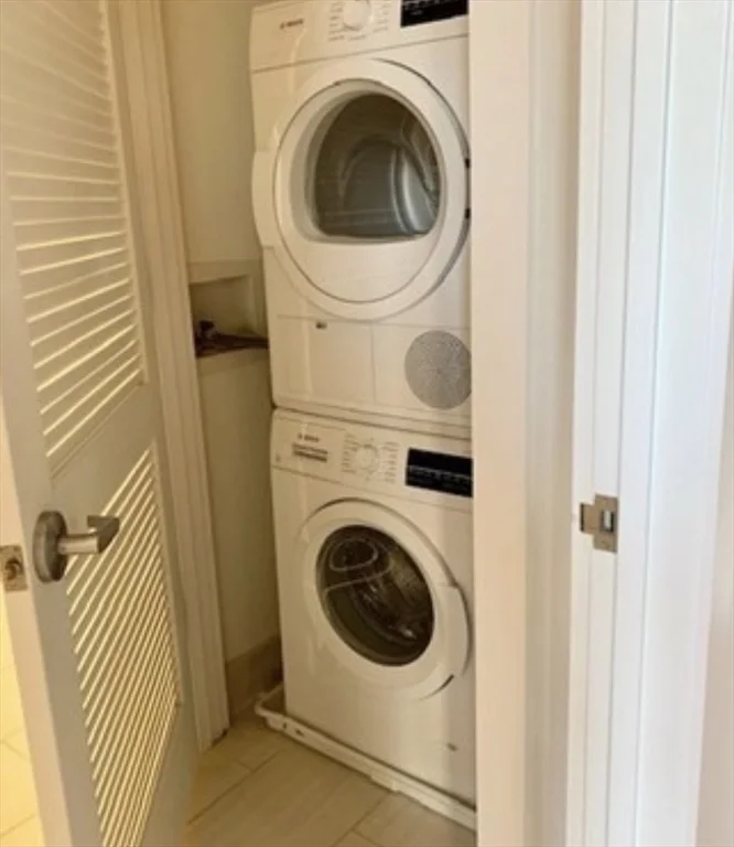 1 bed, 1 bath apartment for rent at 49 Melcher Unit 407, South Boston — photo 10 of 10