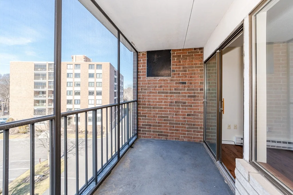 1 bed, 1 bath apartment for rent at 49 Melrose St Unit 4G, Melrose — photo 9 of 29