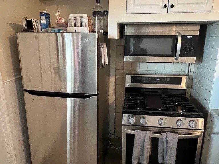 2 bed, 1 bath apartment for rent at 49 Middle St Unit 2, South Boston — photo 5 of 13