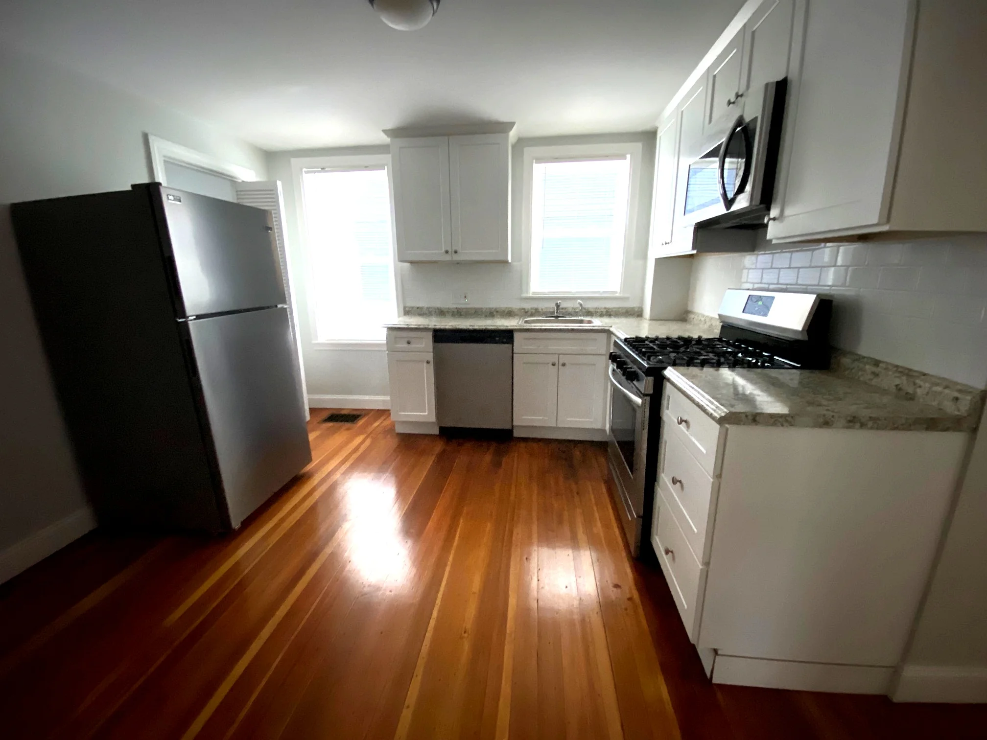 3 bed, 1 bath apartment for rent at 49 Montfern Unit 1, Brighton