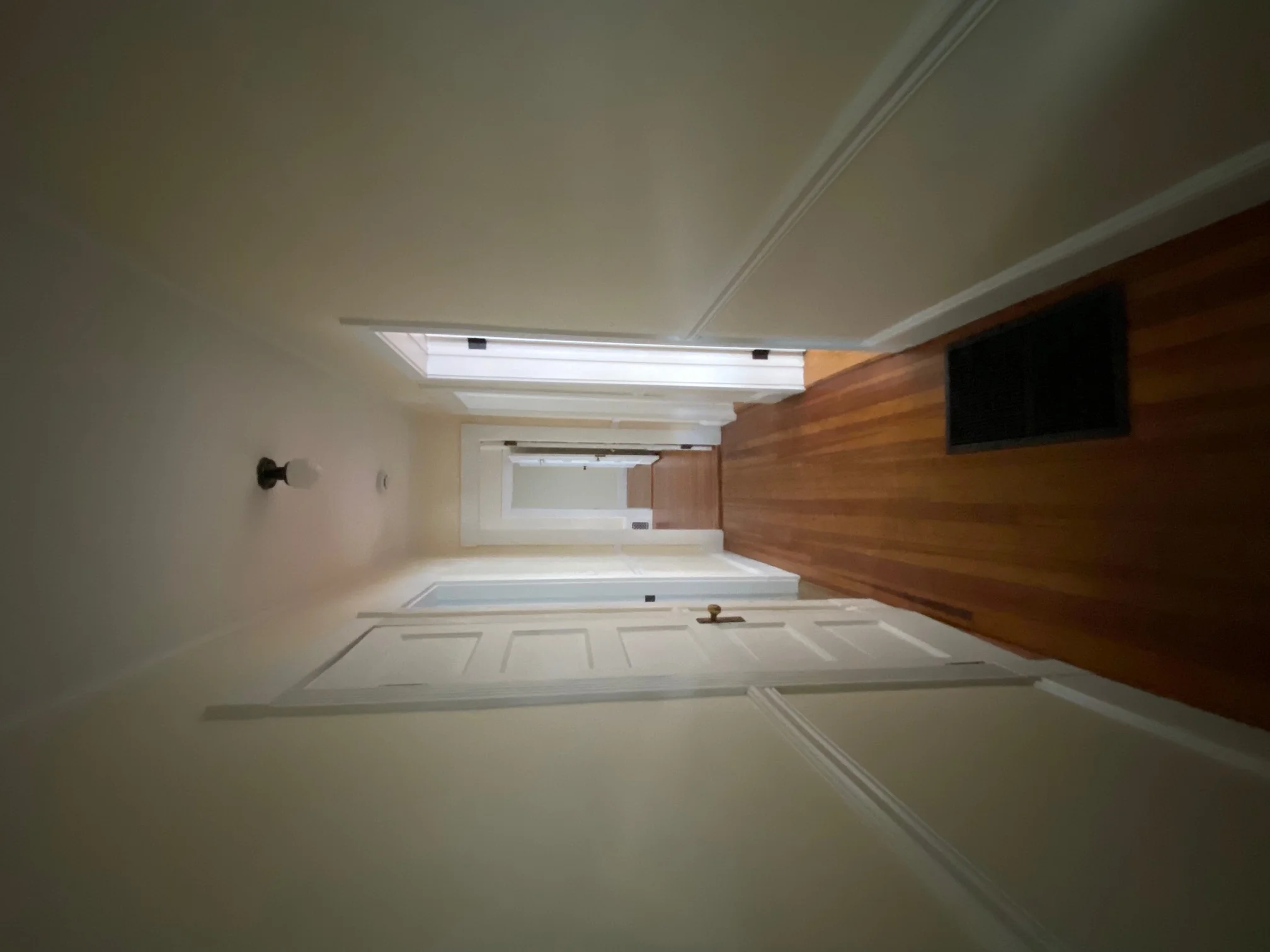 3 bed, 1 bath apartment for rent at 49 Montfern Unit 1, Brighton — photo 7 of 10