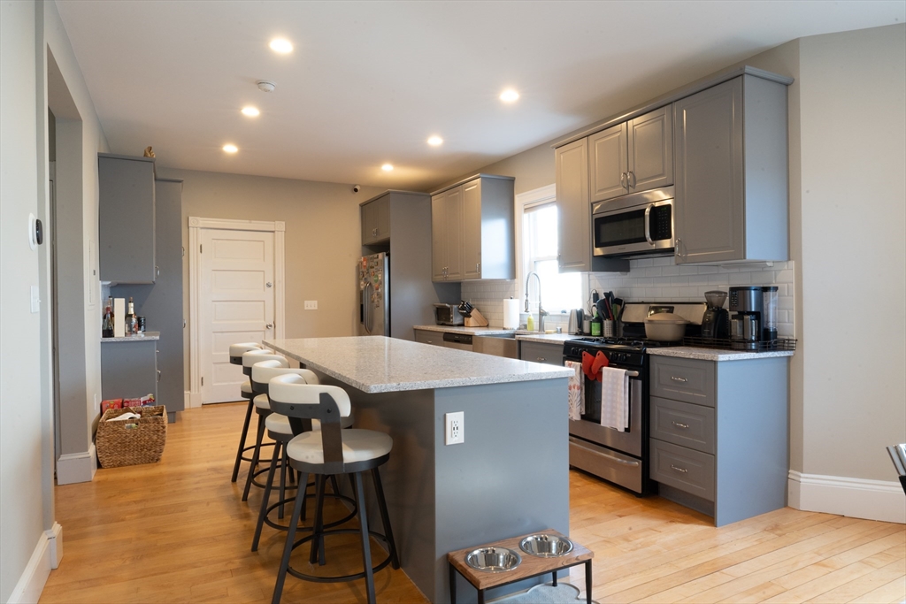 2 bed, 2 bath apartment for rent at 49 Montvale Unit 1, Roslindale — photo 6 of 17