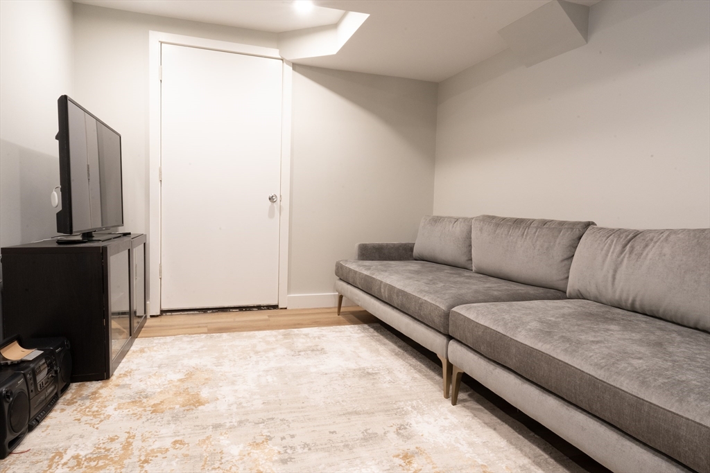 2 bed, 2 bath apartment for rent at 49 Montvale Unit 1, Roslindale — photo 15 of 17
