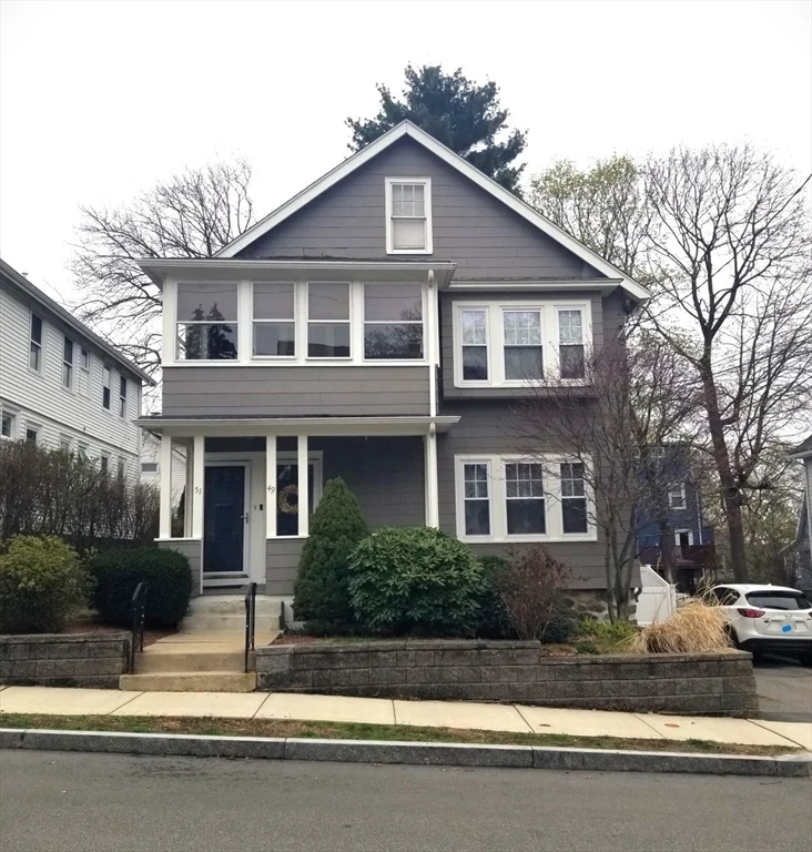 2 bed, 1 bath apartment for rent at 49 Newland Rd Unit 1, Arlington — photo 2 of 16