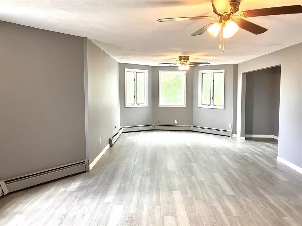 3 bed, 1 bath apartment for rent at 49 North Federal St Unit 3, Lynn — photo 9 of 17