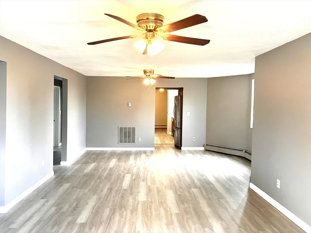 3 bed, 1 bath apartment for rent at 49 North Federal St Unit 3, Lynn — photo 10 of 17