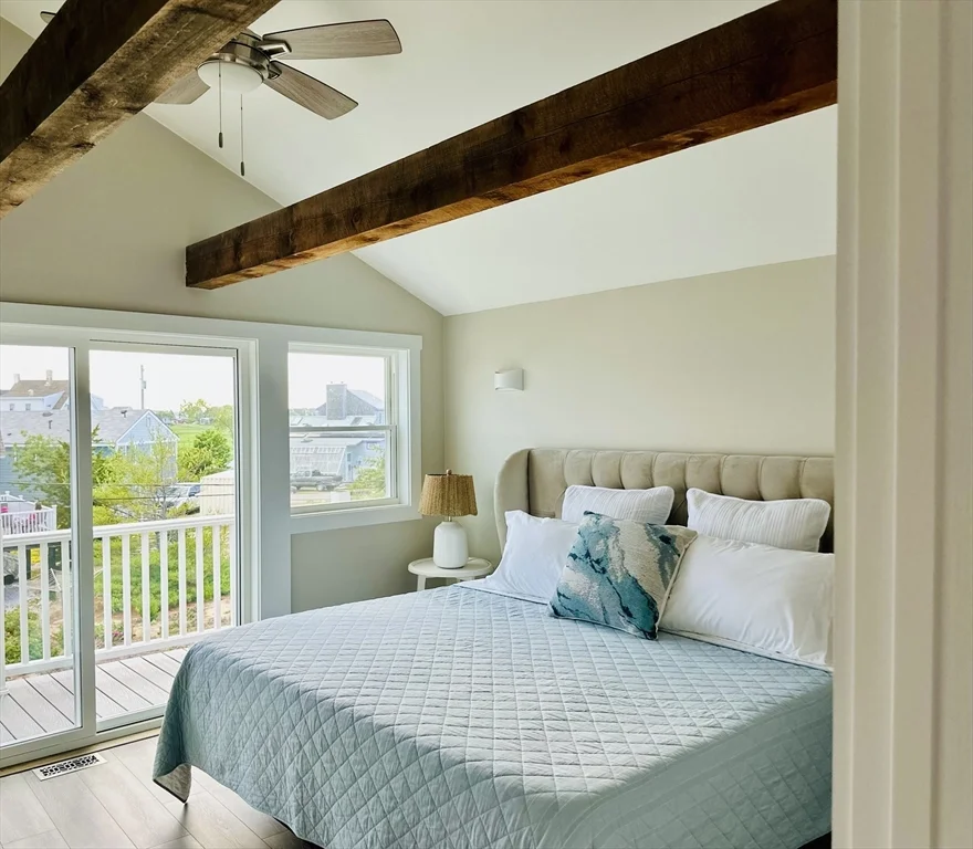 3 bed, 1 bath apartment for rent at 49 Northern Blvd Unit A, Plum Island — photo 7 of 12