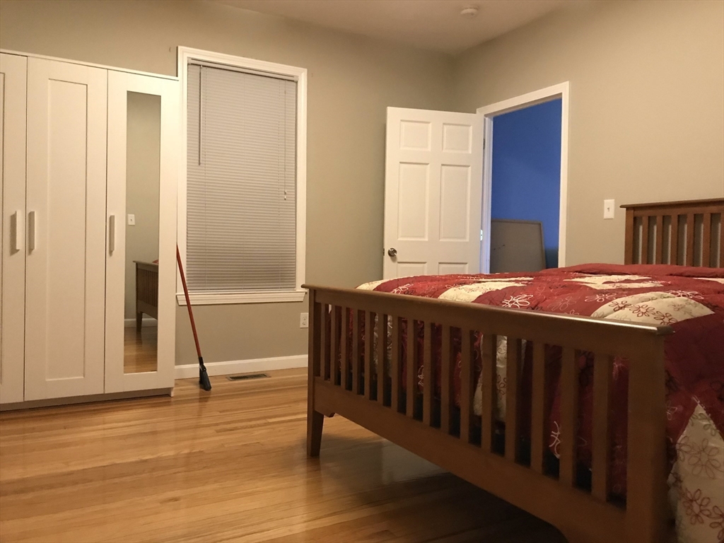2 bed, 1 bath apartment for rent at 49 Paradise Rd Unit 1, Swampscott — photo 7 of 8