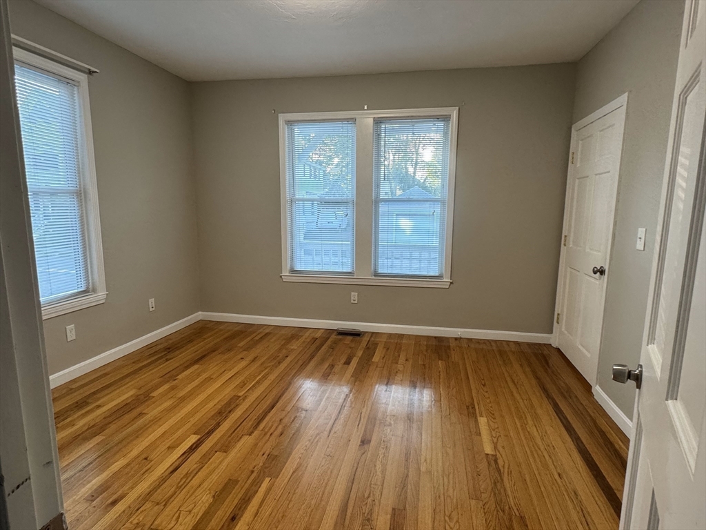 2 bed, 1 bath apartment for rent at 49 Paradise Rd Unit First Floor, Swampscott — photo 9 of 16