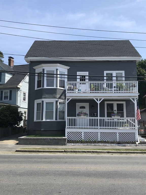 2 bed, 1 bath apartment for rent at 49 Paradise Rd Unit First Floor, Swampscott — photo 1 of 16