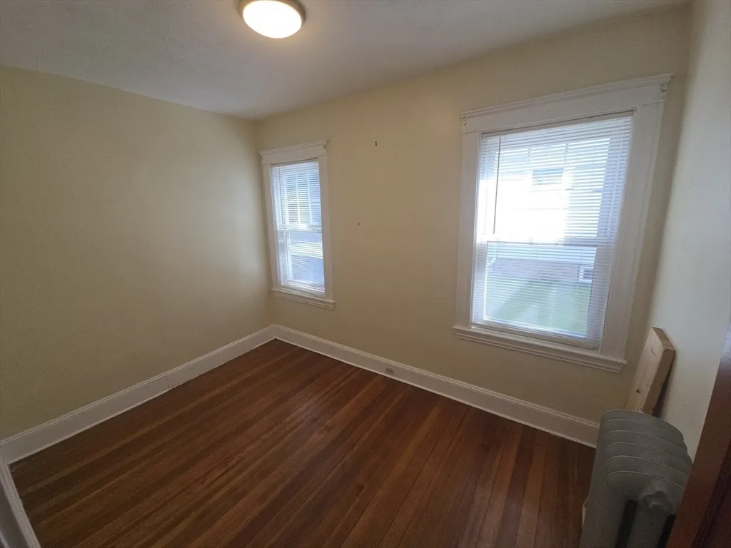3 bed, 2 bath apartment for rent at 49 Parsons St Unit 1, Brighton — photo 6 of 10