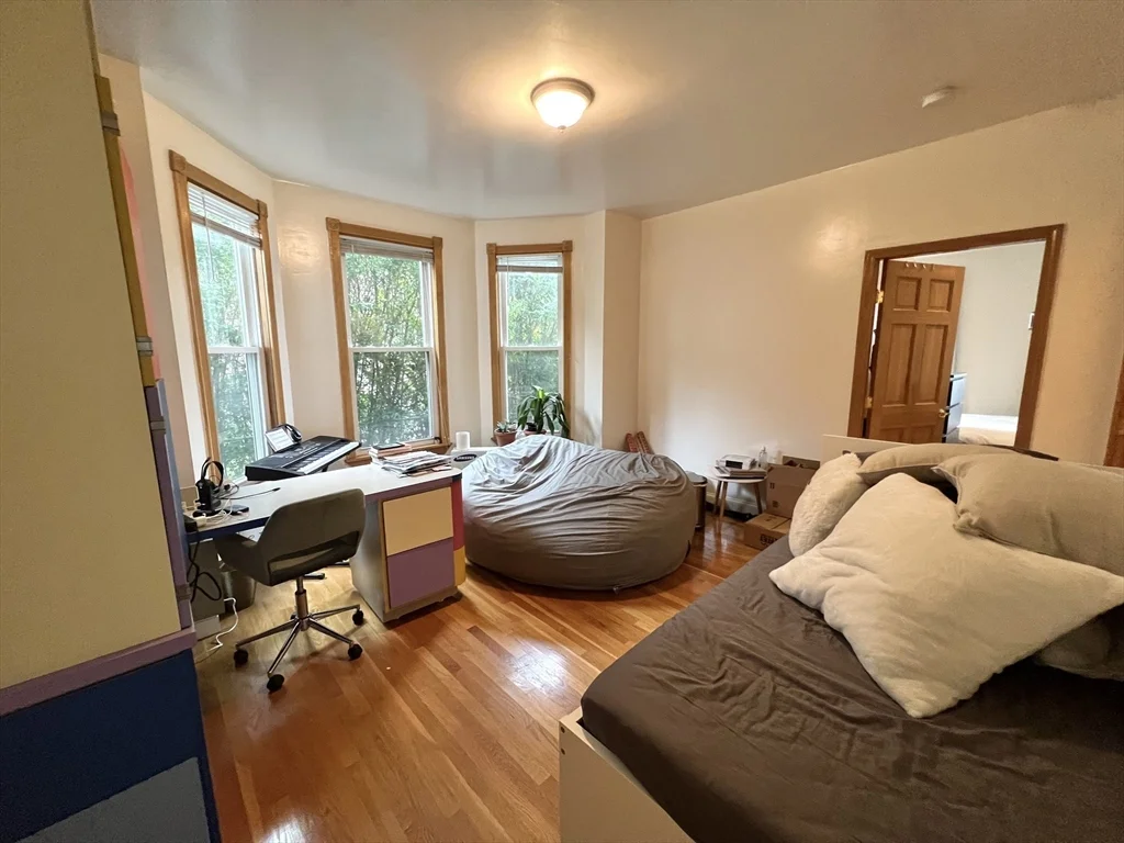 3 bed, 2 bath apartment for rent at 49 Pearl St Unit 1, Newton Corner — photo 11 of 20