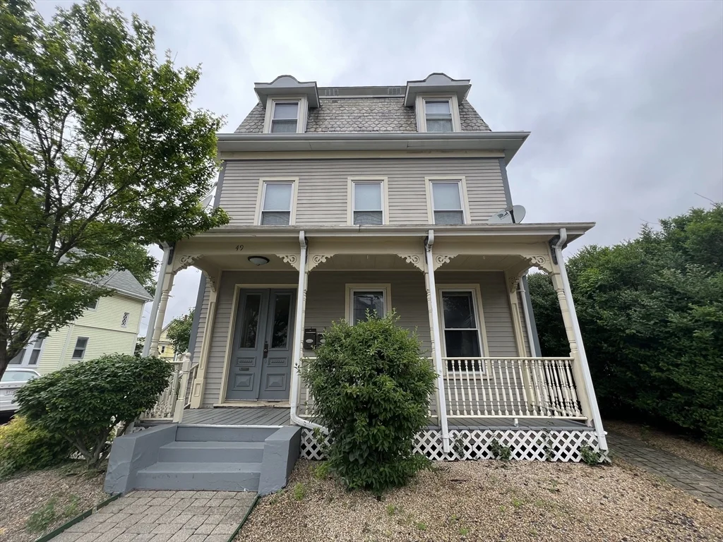 3 bed, 2 bath apartment for rent at 49 Pearl St Unit 1, Newton Corner — photo 4 of 20
