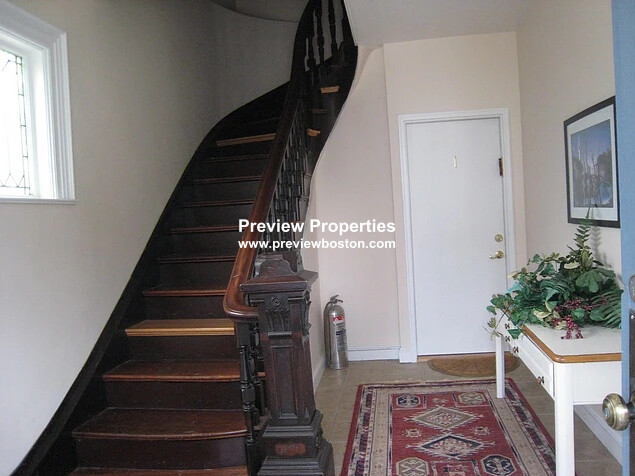 2 bed, 2 bath apartment for rent at 49 Pearl St Unit 2P, Newton Corner — photo 3 of 10