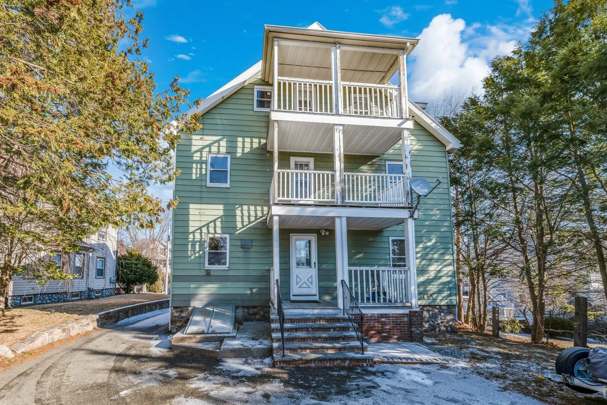 2 bed, 1 bath apartment for rent at 49 Phillips Ave Unit 3, Norwood — photo 2 of 16