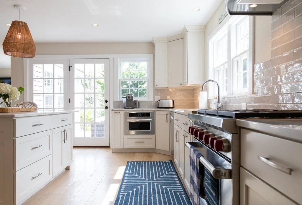 6 bed, 4+ bath apartment for rent at 49 Pine St, Nantucket — photo 14 of 41